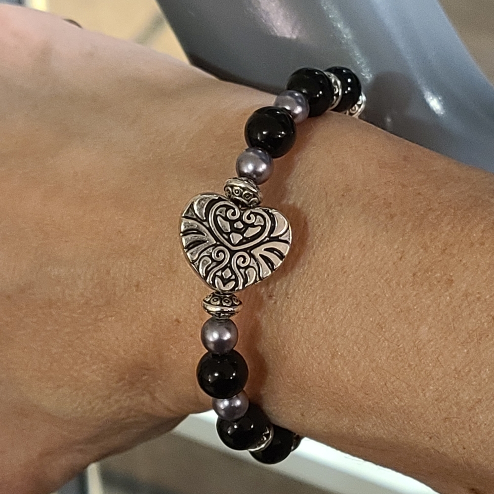 *Bracelet Black and Silver Beads